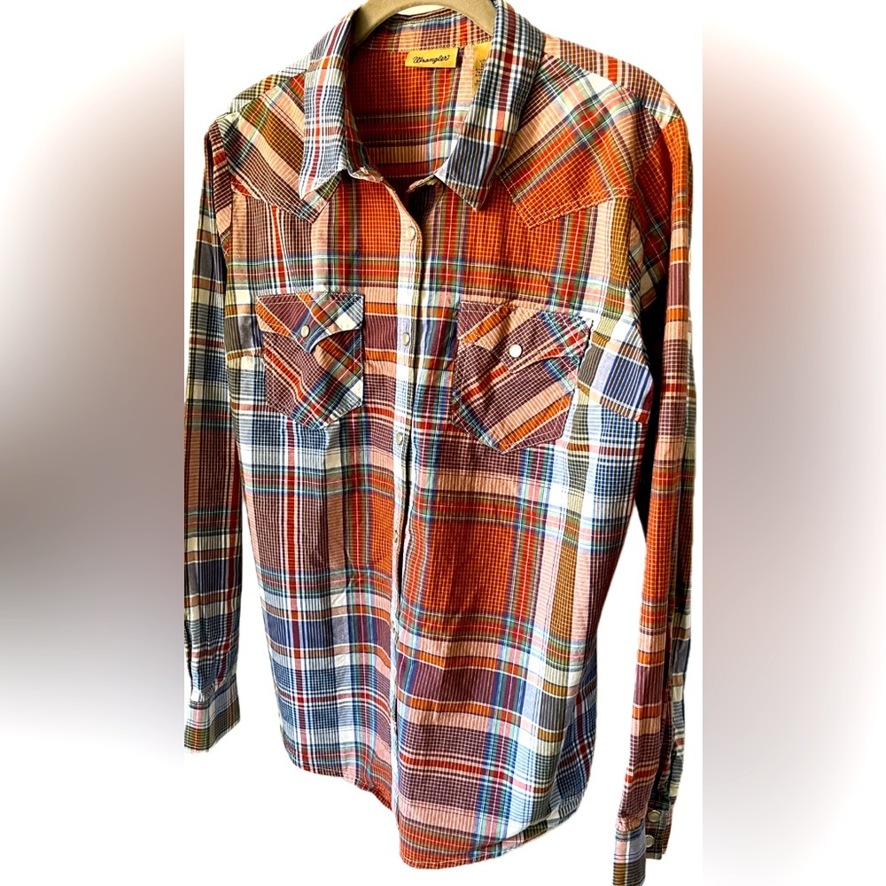 Wrangler Snap Button long sleeve Western PLAID Shirt LARGE Multicolor